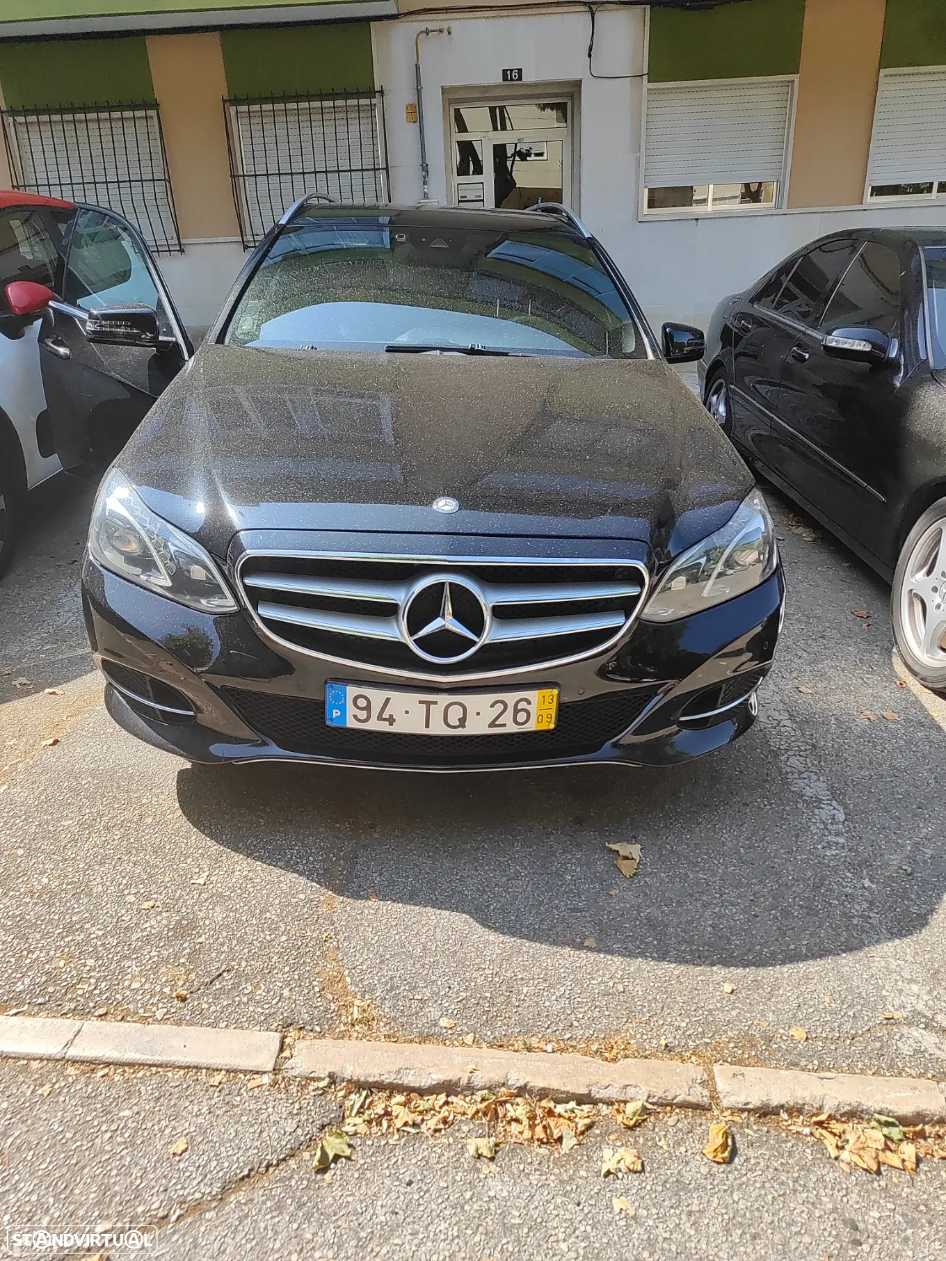 Mercedes-Benz E 300 Bluetec Hybrid Avantgarde - 4