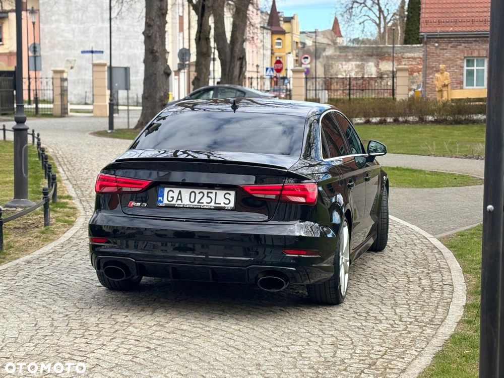 Audi RS3 Limousine 2.5 TFSI Quattro S tronic - 3