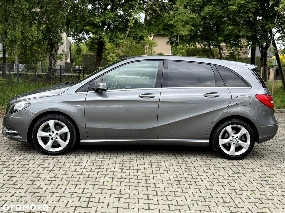 Mercedes-Benz Klasa B 180 BlueEFFICIENCY Edition 1 - 13