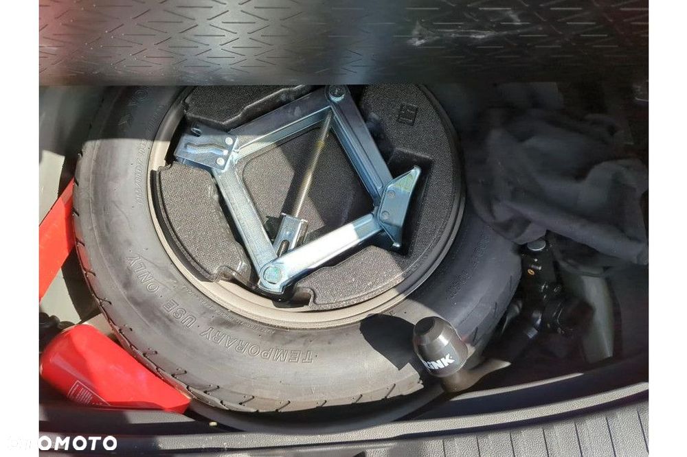 Toyota RAV4 - 18
