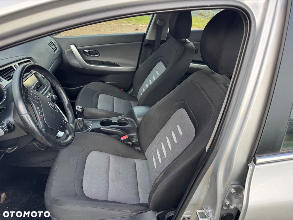 Kia Ceed 1.6 CRDi L - 16