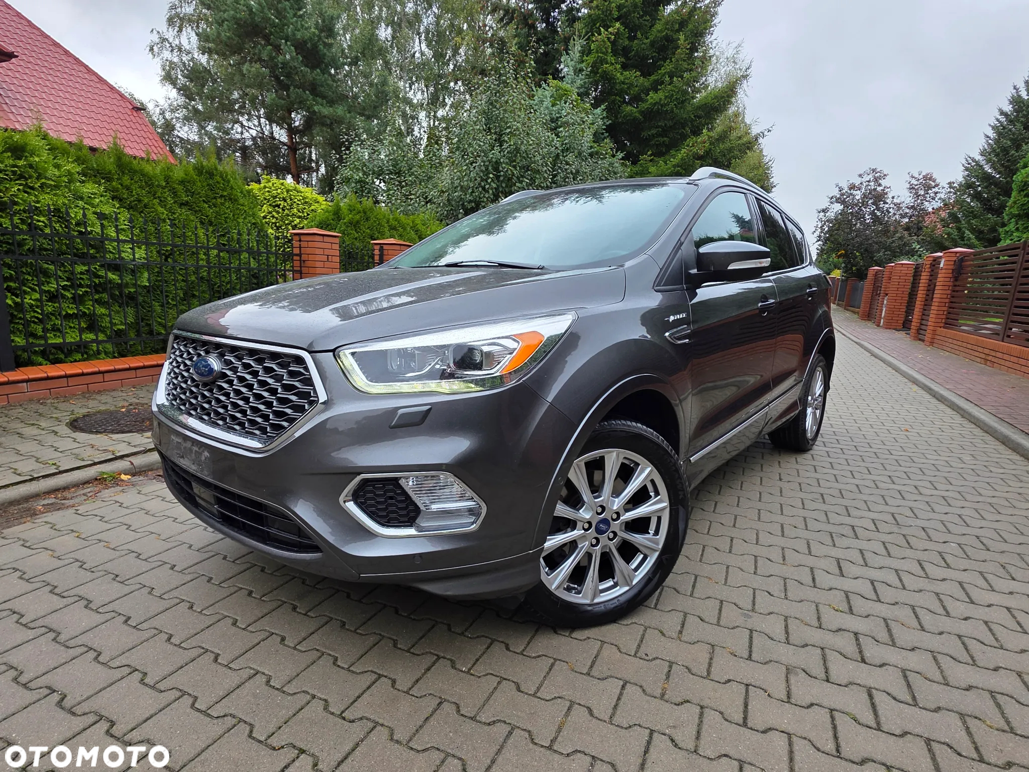 Ford Kuga - 26