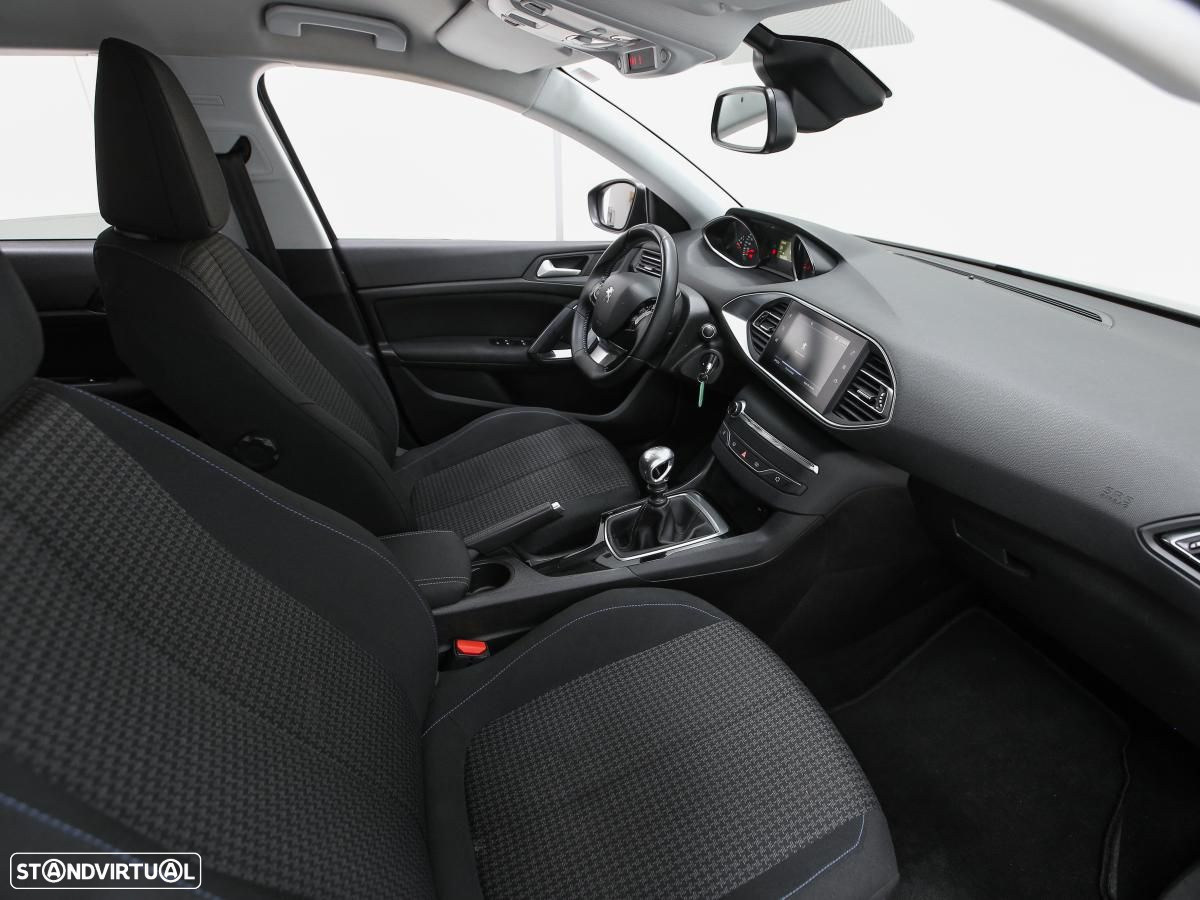 Peugeot 308 1.5 BlueHDi Style - 11