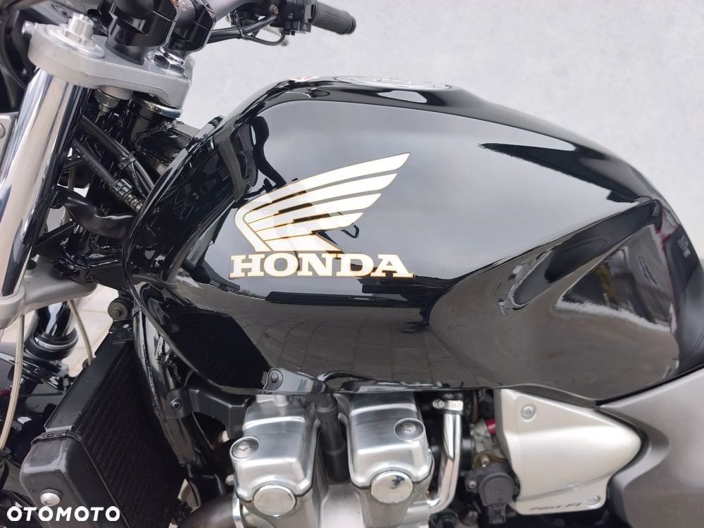 Honda CB - 27