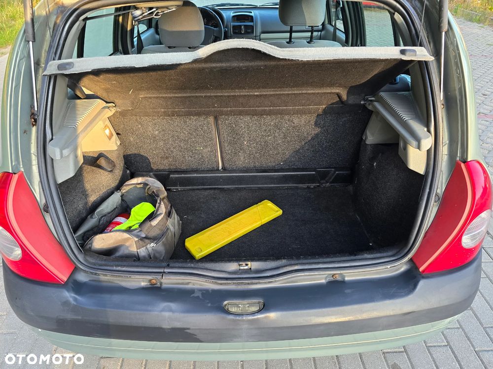 Renault Clio - 21
