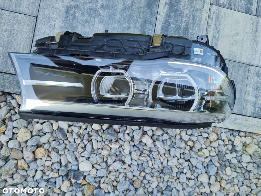 BMW 7 G11 G12 Lampa prawa przód Full Led Base Led 7441514-04 - 6