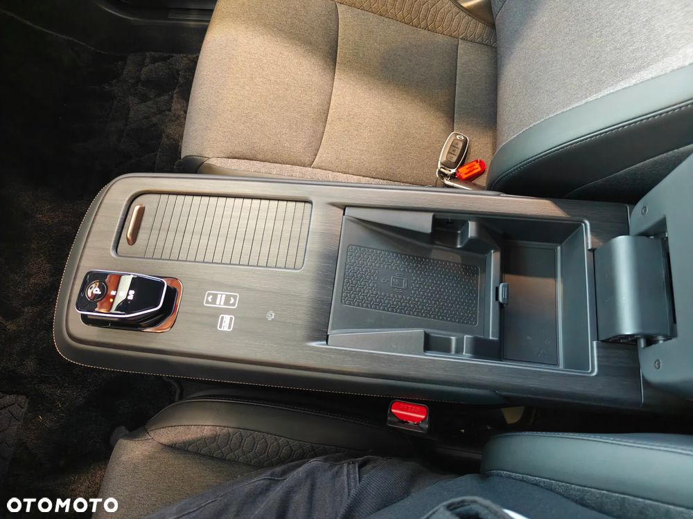 Nissan Ariya 87kWh E-4orce Advance - 14