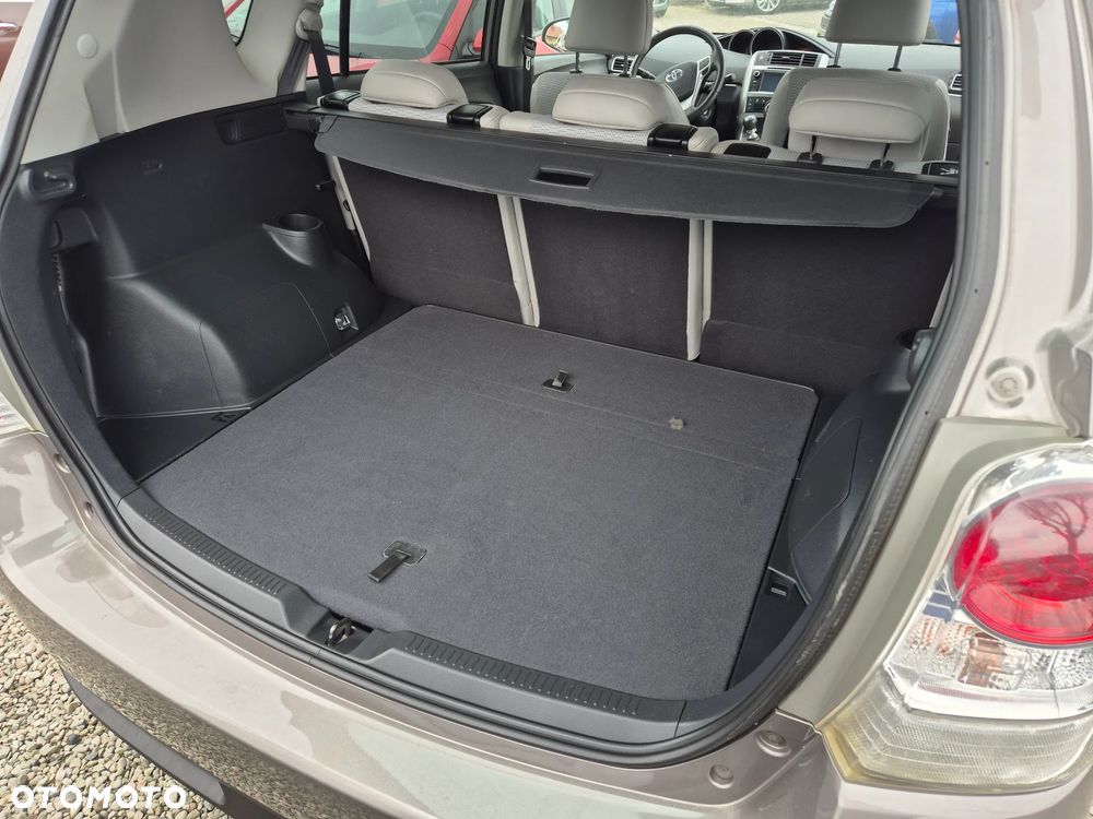 Toyota Verso 1.6 D-4D 5-Sitzer Start/Stop Executive - 25