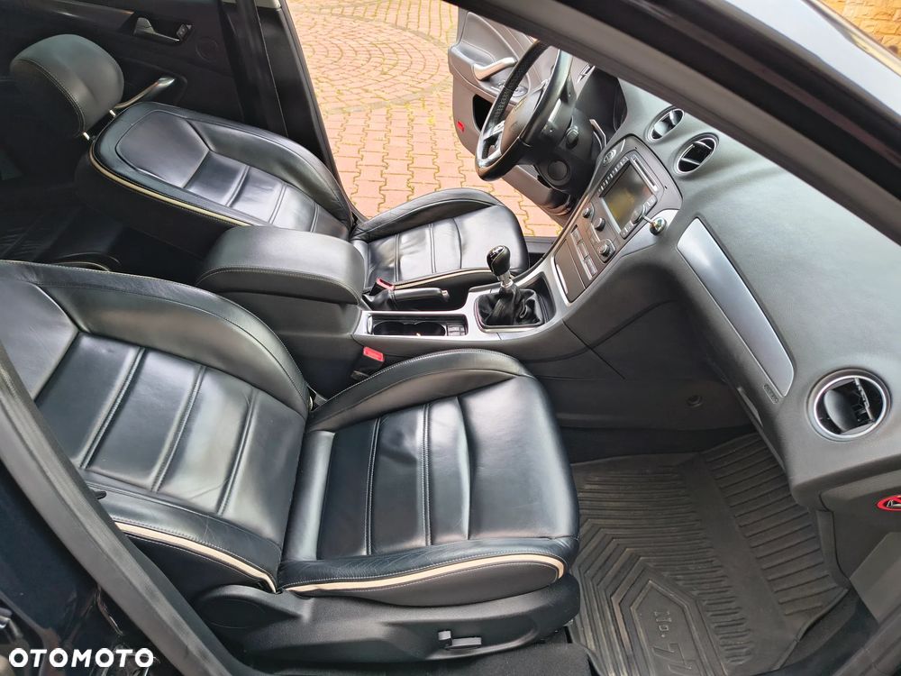 Ford Mondeo - 8