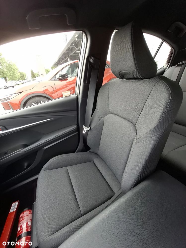 Toyota Camry 2.5 Hybrid Comfort CVT - 13