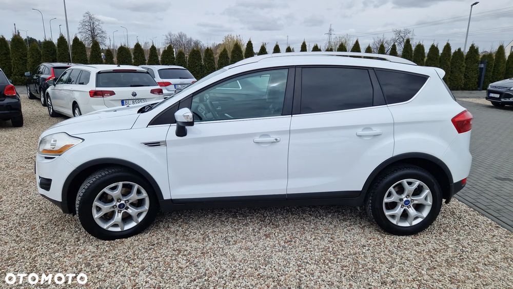 Ford Kuga 2.0 TDCi 2x4 Titanium - 18