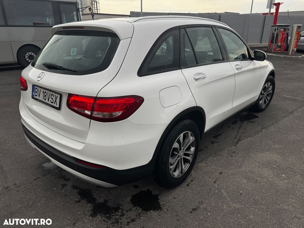 Mercedes-Benz GLC 250 d 4MATIC - 12