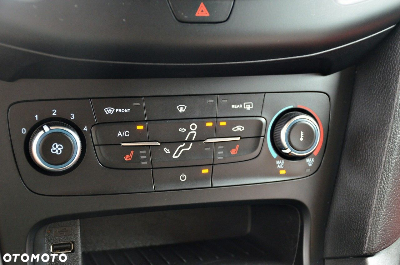 Ford Focus - 31