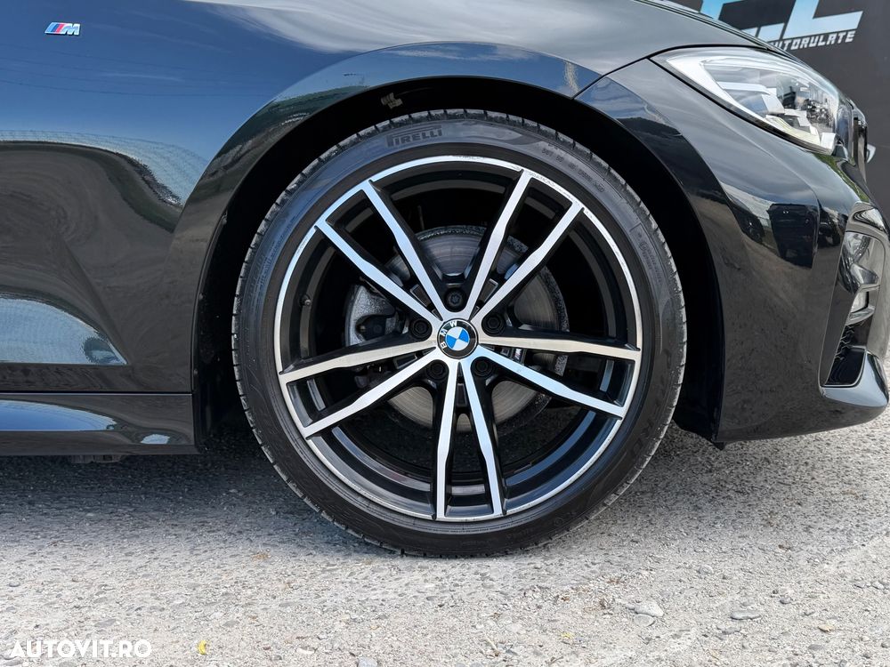BMW Seria 3 320i Aut. M Sport - 34