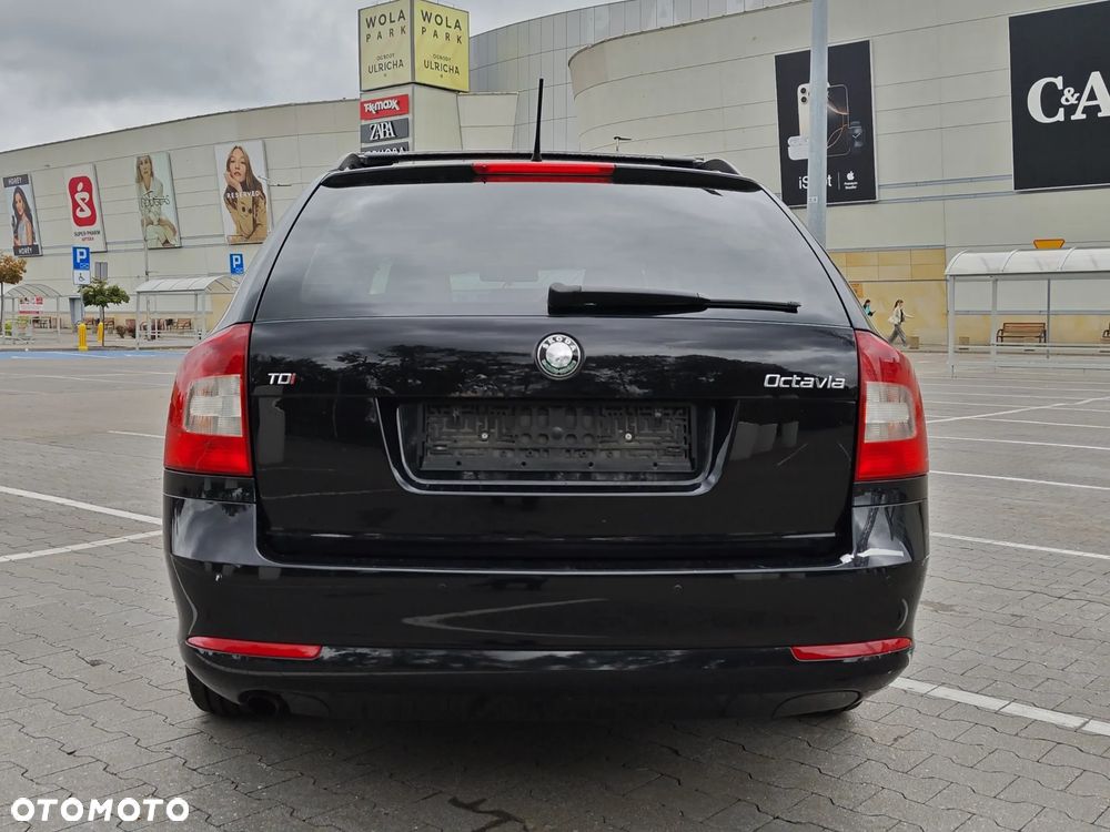 Skoda Octavia 2.0 TDI Elegance - 4