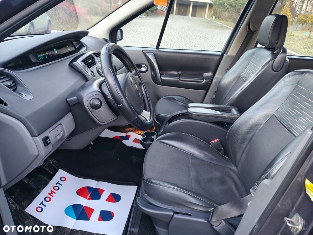 Renault Scenic 1.6 16V Expression - 10