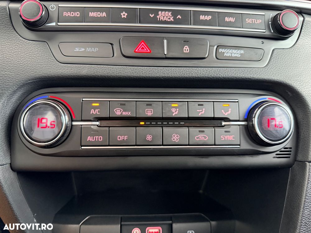 Kia Ceed 1.6 DSL MHEV Star - 23