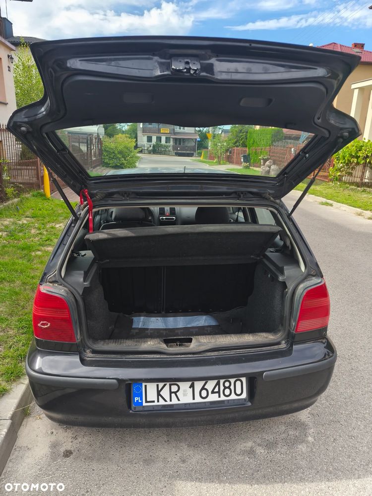 Volkswagen Polo 1.4 Basis - 2