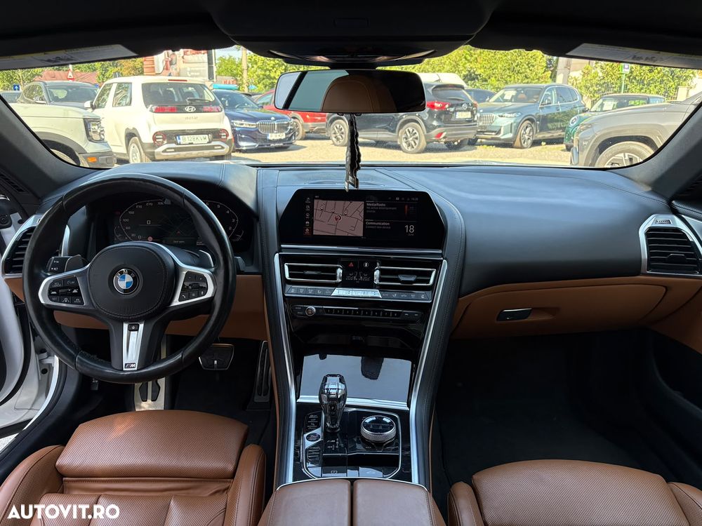 BMW M8 M850i xDrive - 8