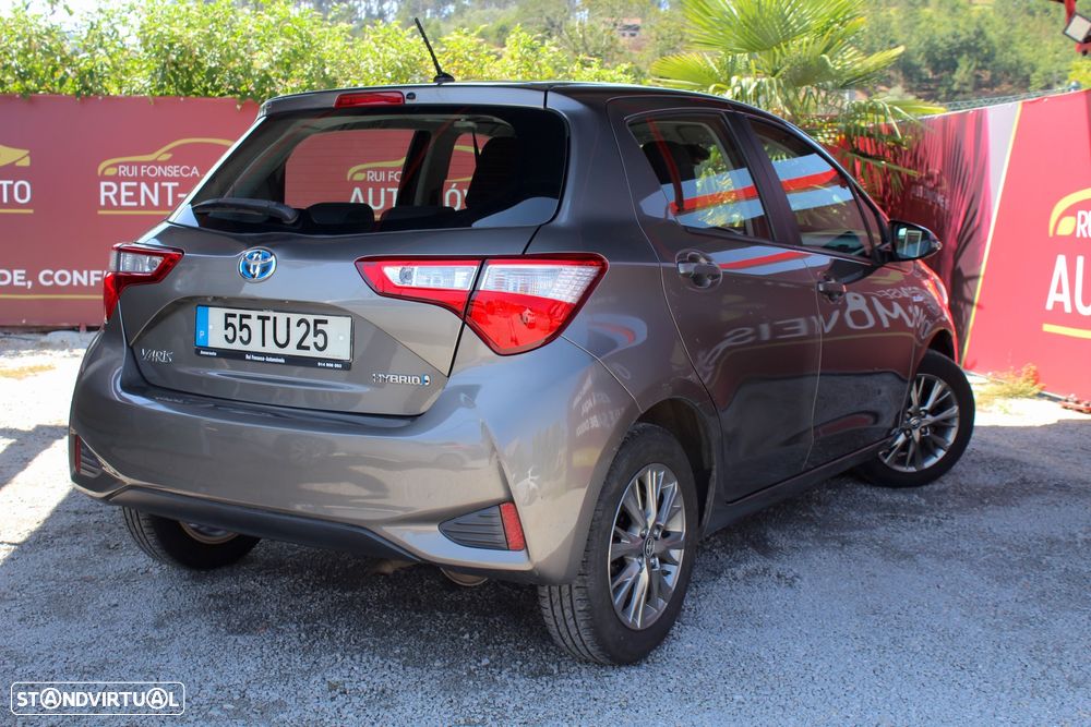 Toyota Yaris 1.5 HSD Comfort+P.Style - 3