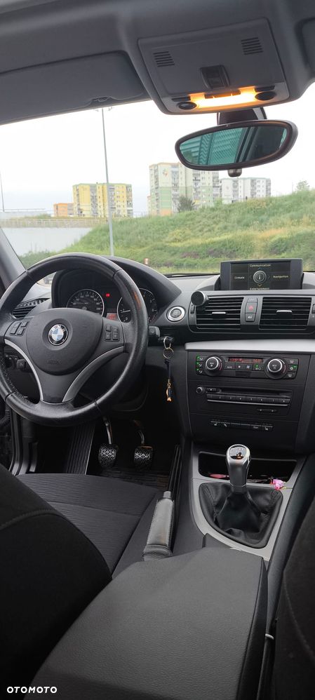 BMW Seria 1 - 18