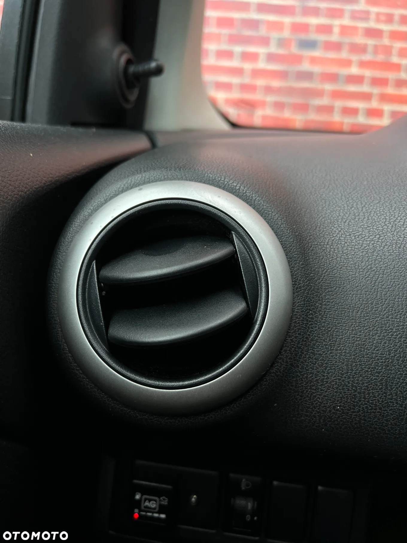 Nissan Note - 28