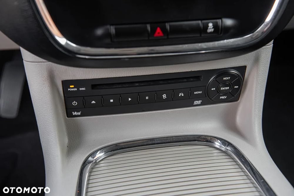 Lancia Voyager 3.6 Platinum Euro6 - 25
