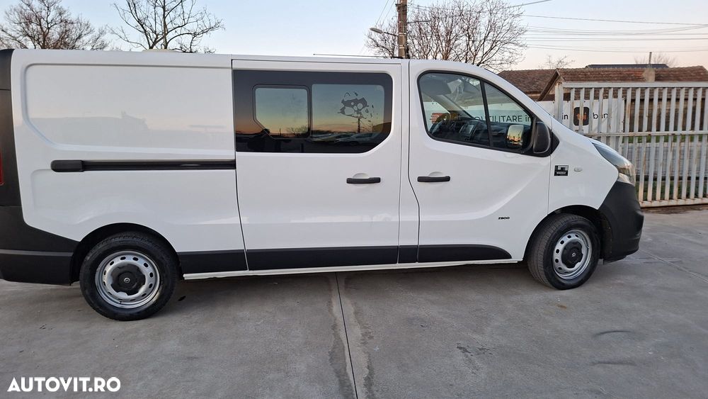 Opel Vivaro - 1