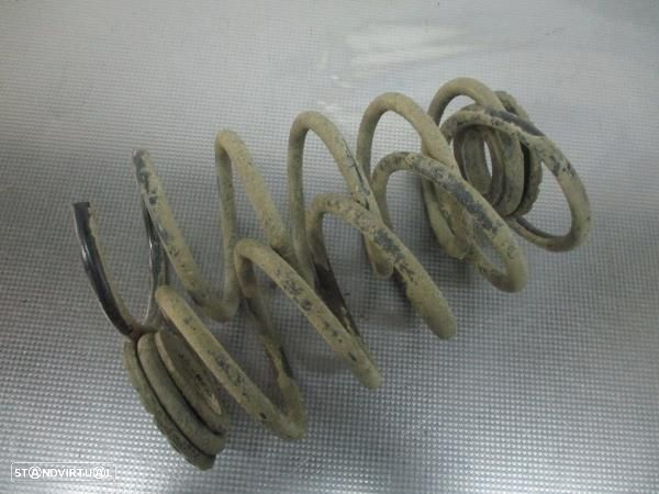Mola Suspensao Tras Opel Corsa D (S07) - 3