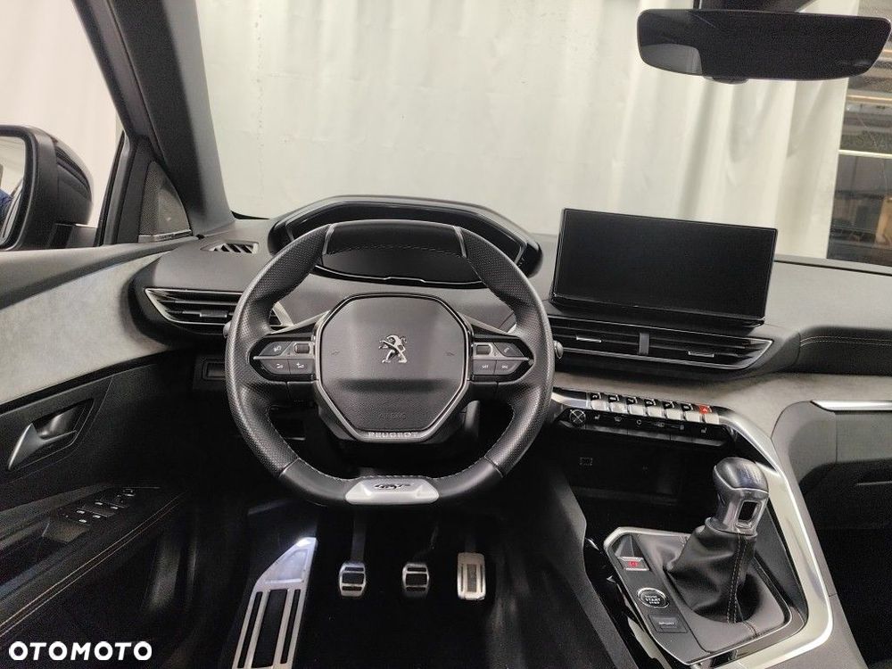 Peugeot 3008 1.5 BlueHDi GT S&S - 28