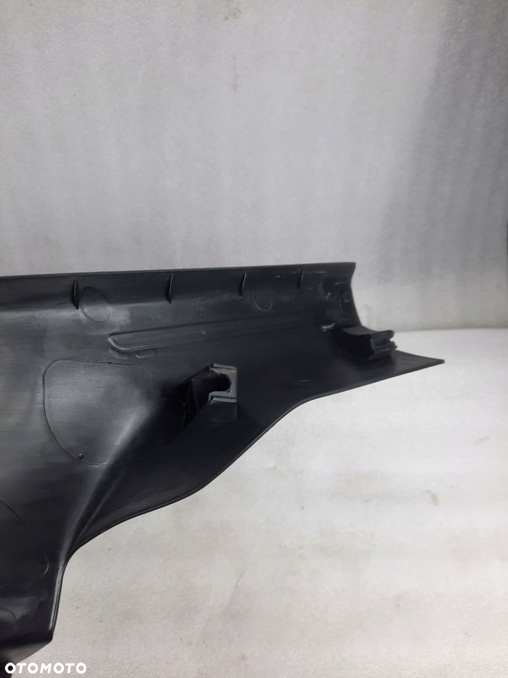 LISTWA PROGOWA PRAWA AUDI A4 B8 8K0867768A - 3