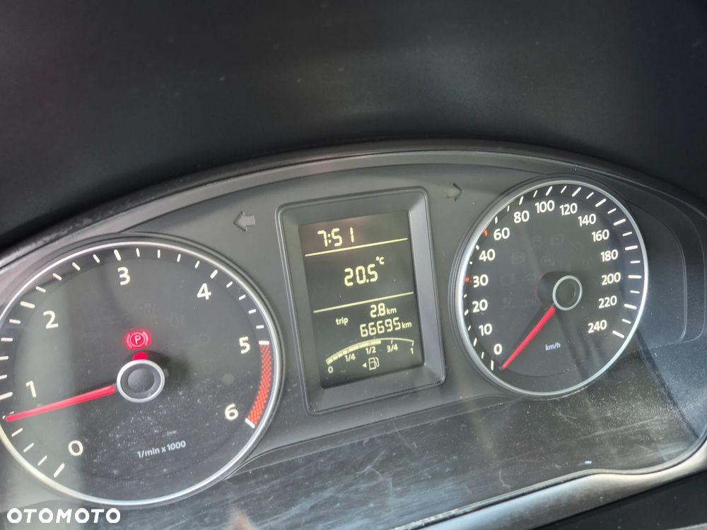 Volkswagen T5 Lift 66tkm - 27