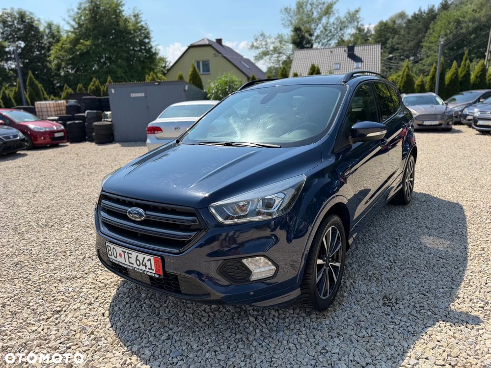 Ford Kuga 1.5 EcoBoost 2x4 ST-Line - 1