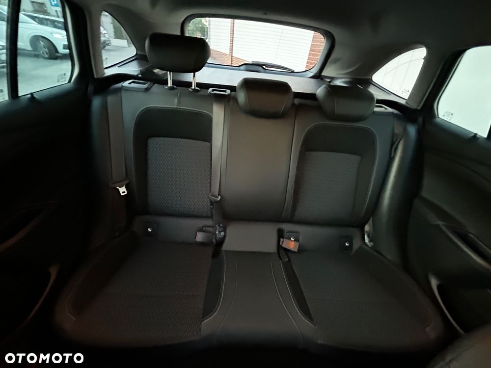 Opel Astra 1.4 T Dynamic S&S - 23