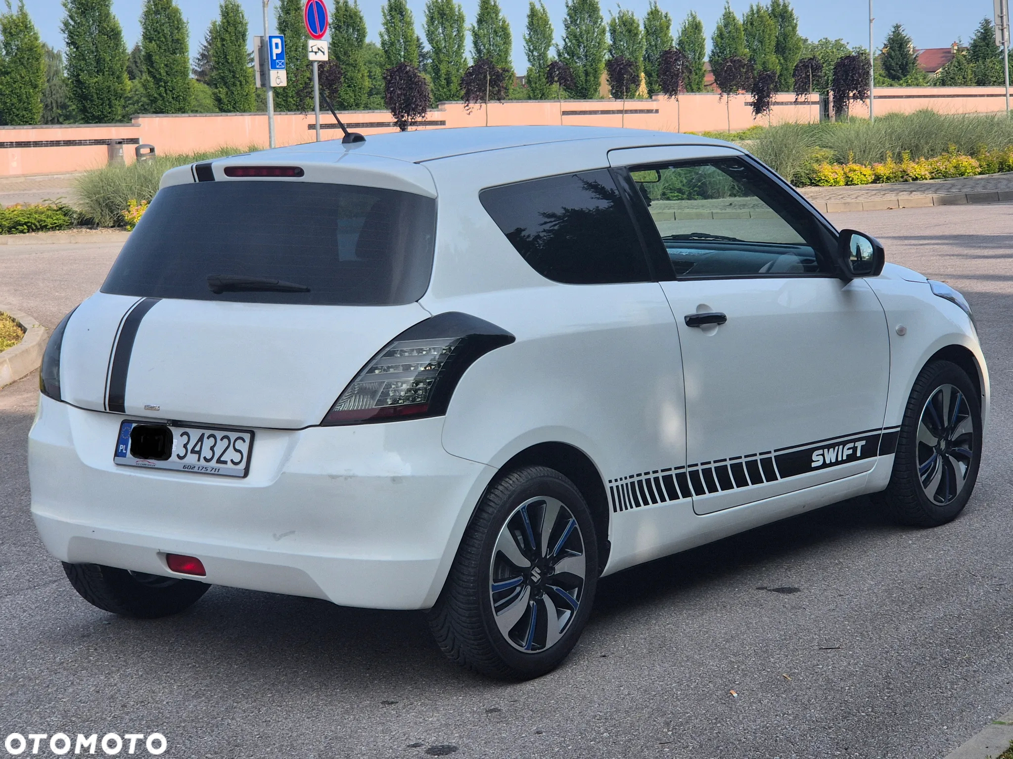 Suzuki Swift 1.2 BlackWhite - 9