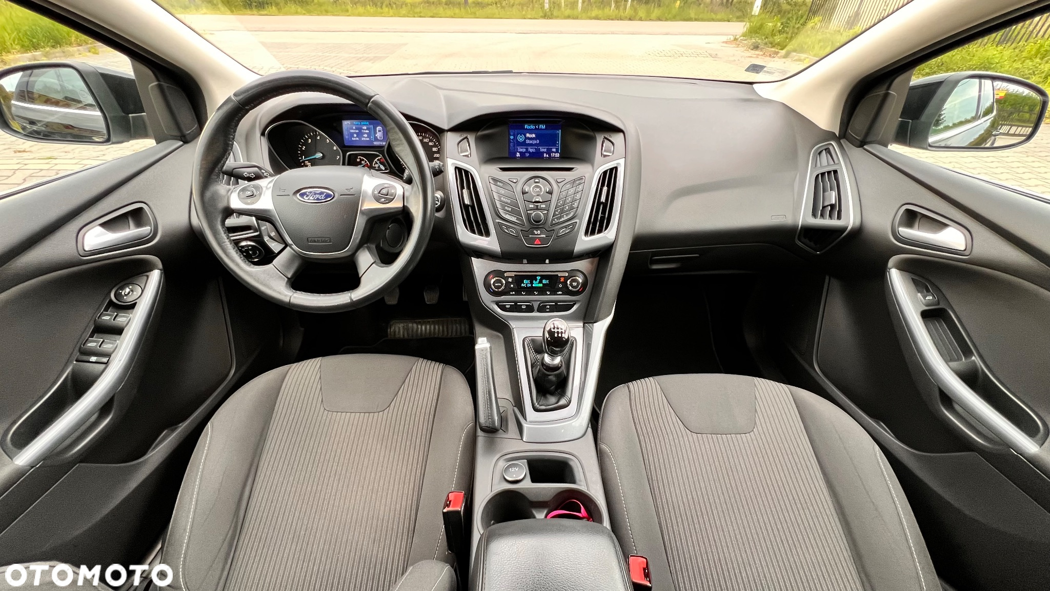 Ford Focus 1.0 EcoBoost Start-Stopp-System TITANIUM - 12
