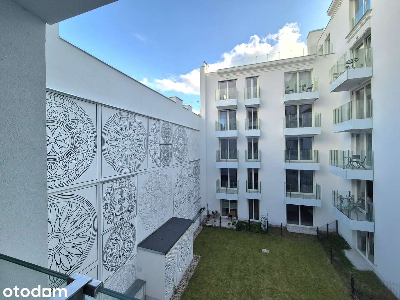 Biała Kamienica | centrum Łodzi | loggia | parking
