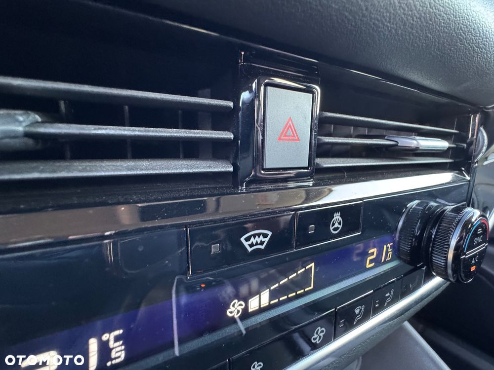 Nissan Qashqai 1.3 DIG-T MHEV Tekna Xtronic - 24