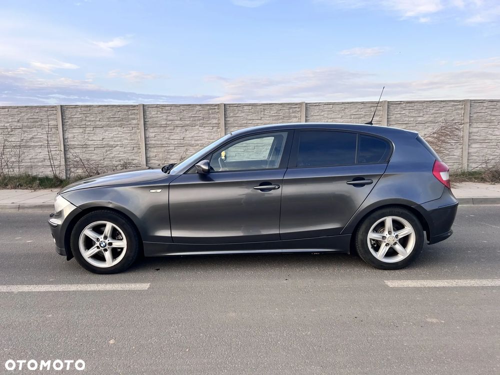 BMW Seria 1 120d DPF - 2