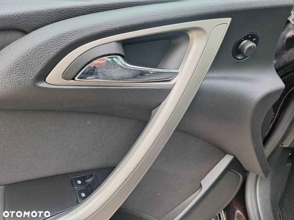 Opel Astra 1.4 Turbo Color Edition - 14