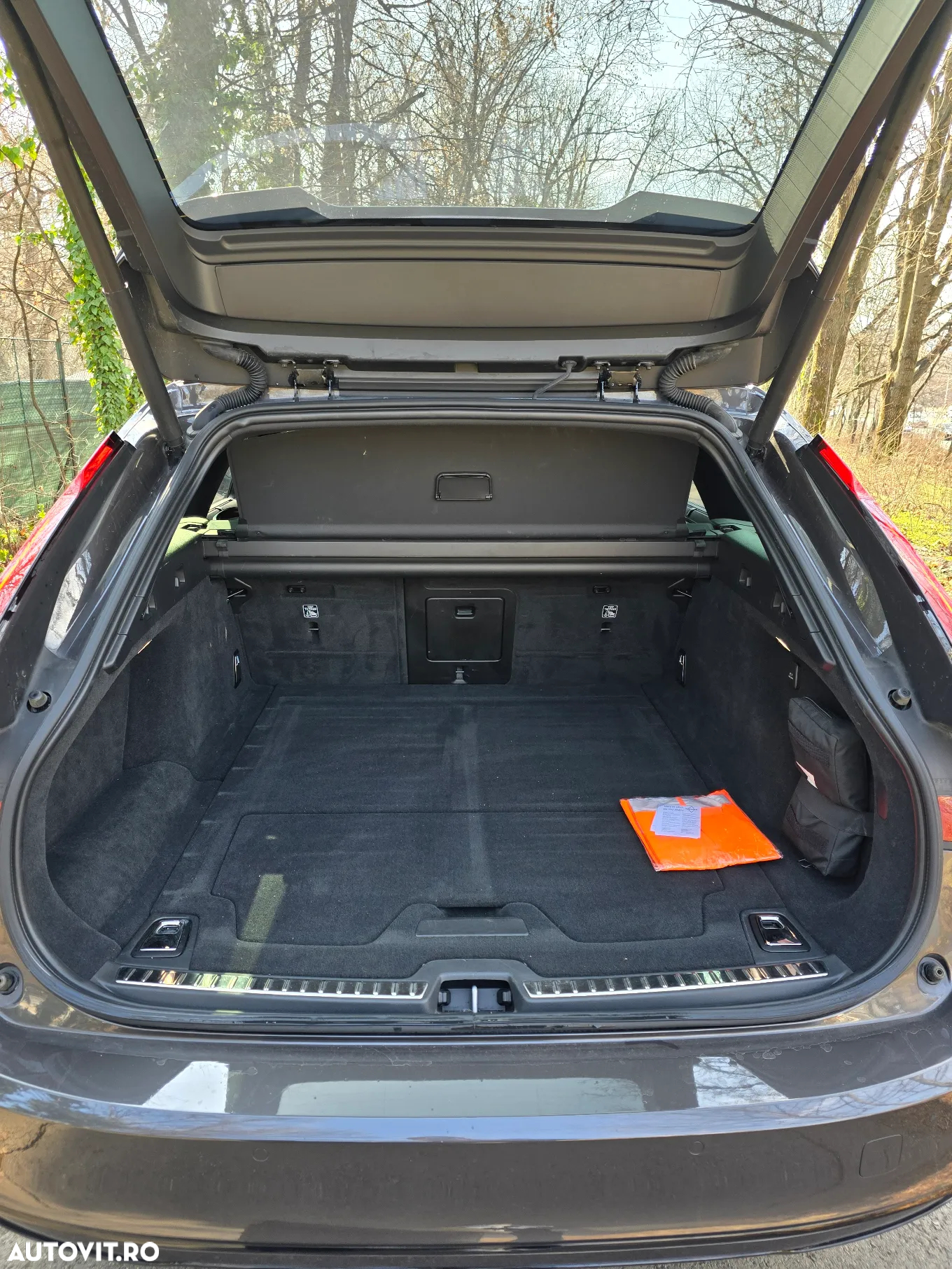Volvo V90 - 15