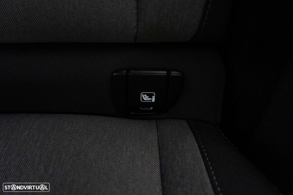 Volvo XC 40 1.5 T5 PHEV Momentum Plus - 11
