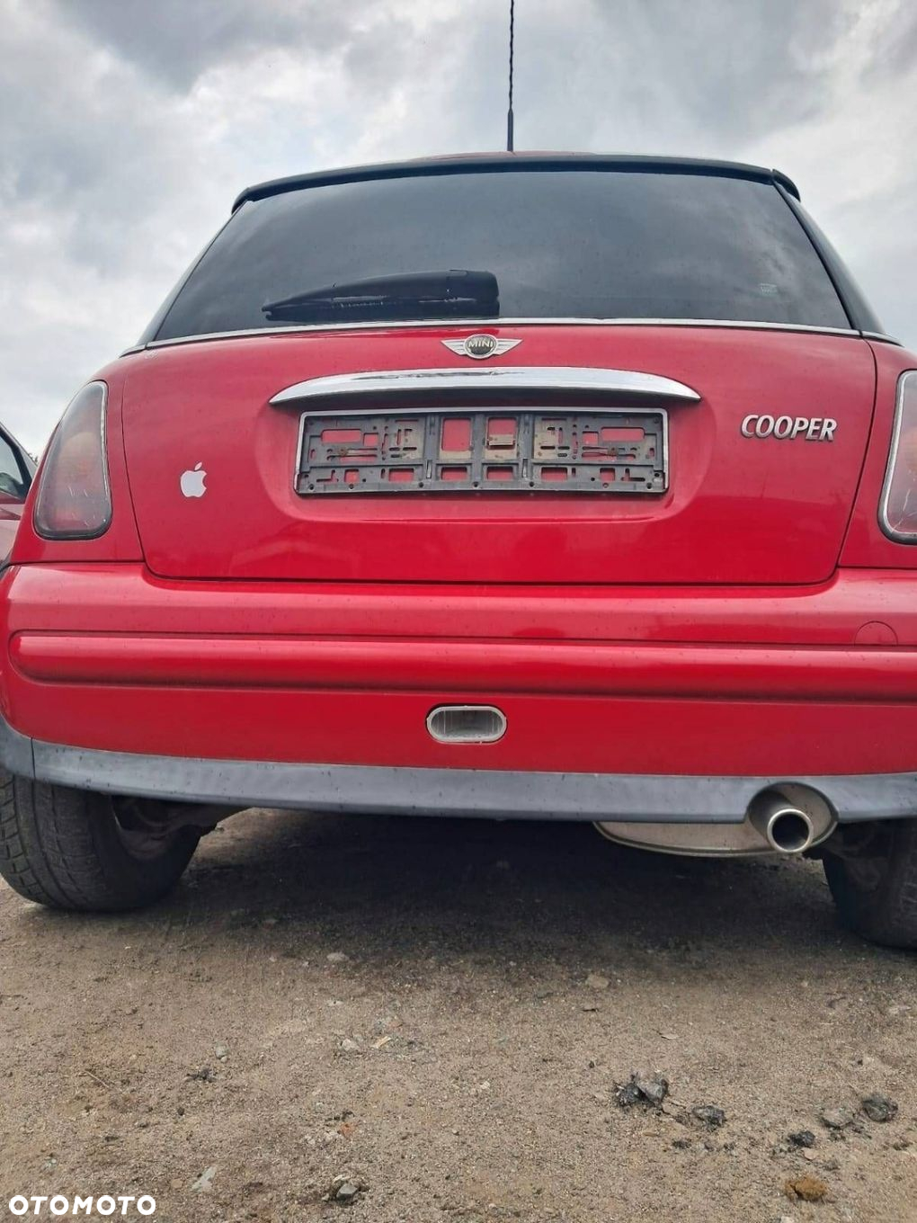 ZDERZAK TYLNY TYŁ MINI COOPER R50 2002R KOD LAK. 851 - 6
