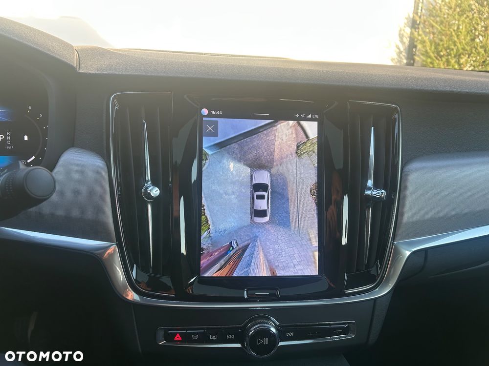 Volvo S90 B5 D AWD Geartronic Momentum Pro - 16