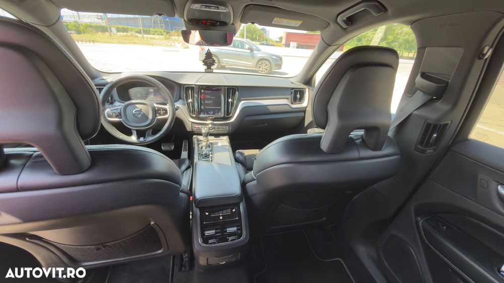 Volvo XC 60 D4 AWD R-Design - 9