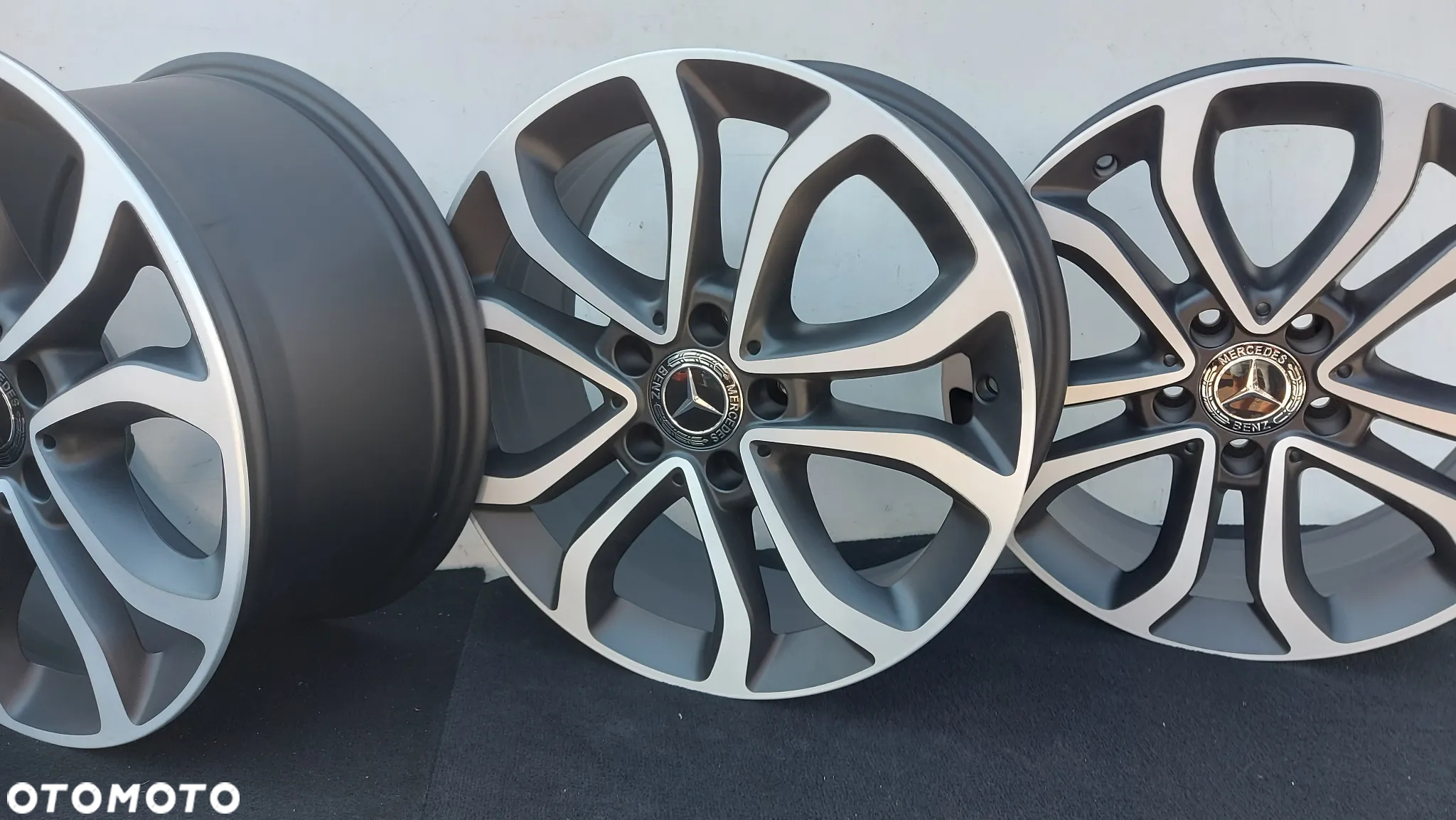 FELGI 17 KOMPLET MATOWE MERCEDES C W205 W204 E W212 W213 W207 W238 ORYGINAL DEMONTAZ 7JX17 8JX17 2054010200 2054013900 IDEALNE MAT - 4