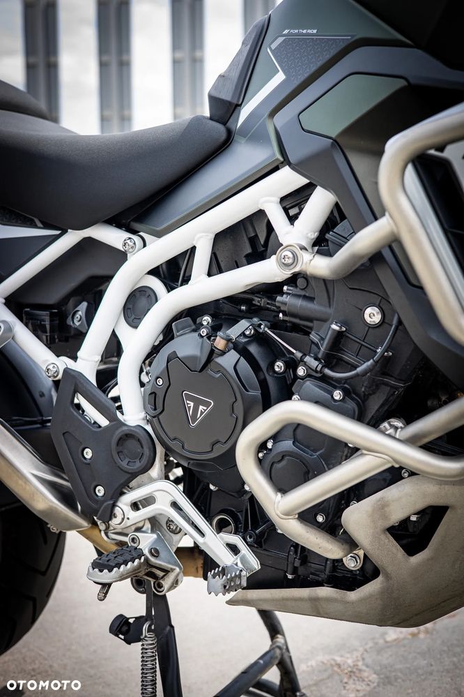 Triumph Tiger - 12