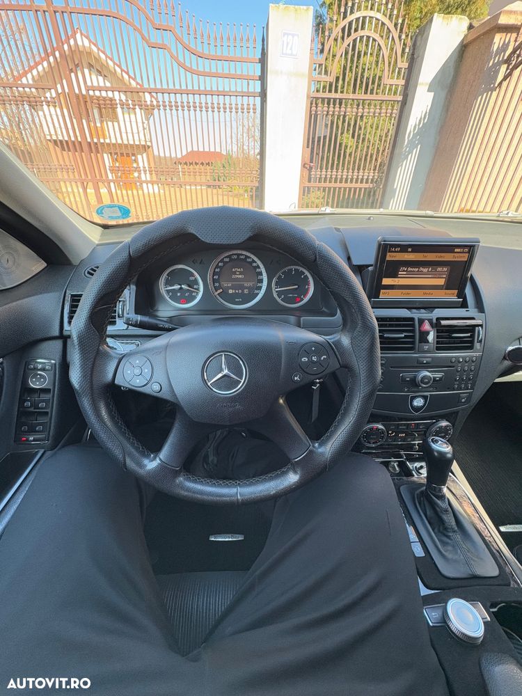 Mercedes-Benz C - 10