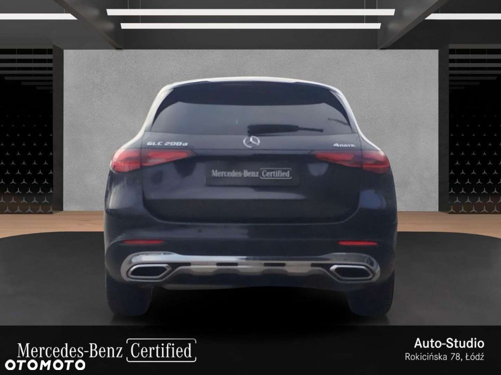 Mercedes-Benz GLC 2025