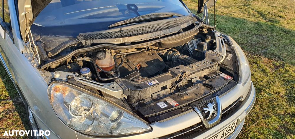 Peugeot 807 HDi 135 Family - 6